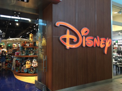 Disney Storeが30周年